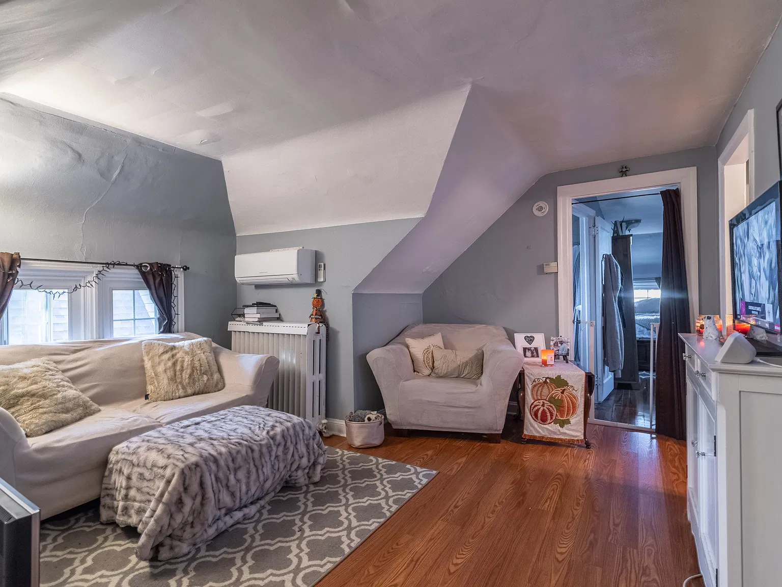 1 bed, 1000 sqft, $1,600 — Photo 3