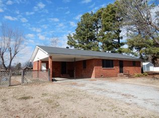 205 N Ballard St, Rector, AR 72461