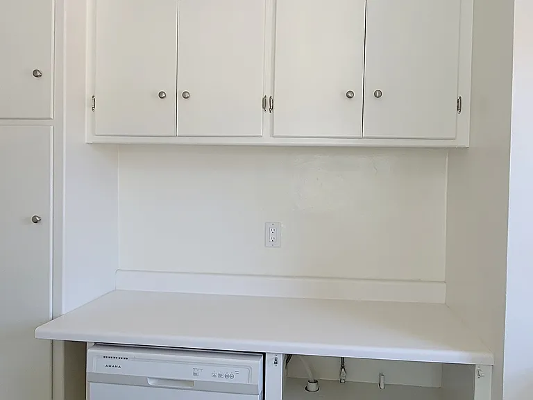 25610 1/2 Oak St #25610.5 — Photo 10