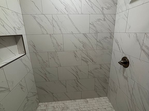 3rd image of 302 Grace Ave #304