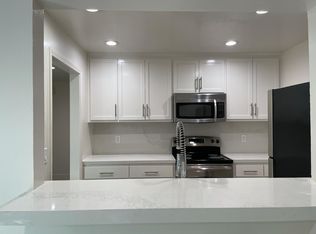 950 N San Antonio Rd APT 18D, Los Altos, CA 94022