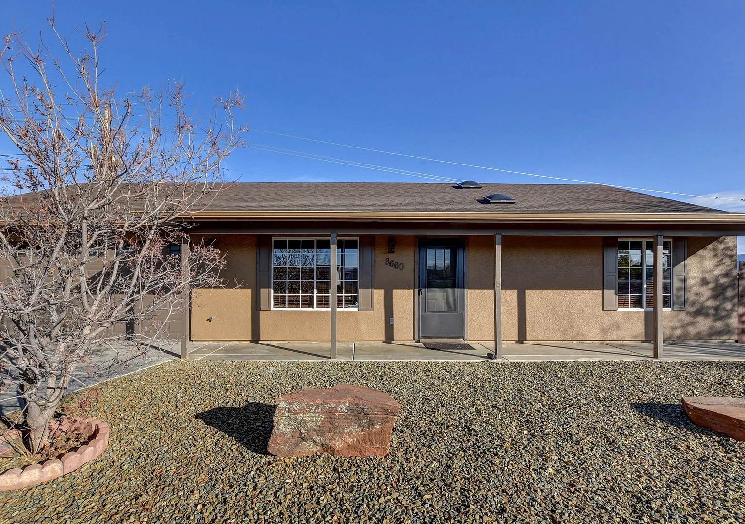 Pet friendly - 3 Bedroom Home for Rent in Prescott Valley!! — Photo 1