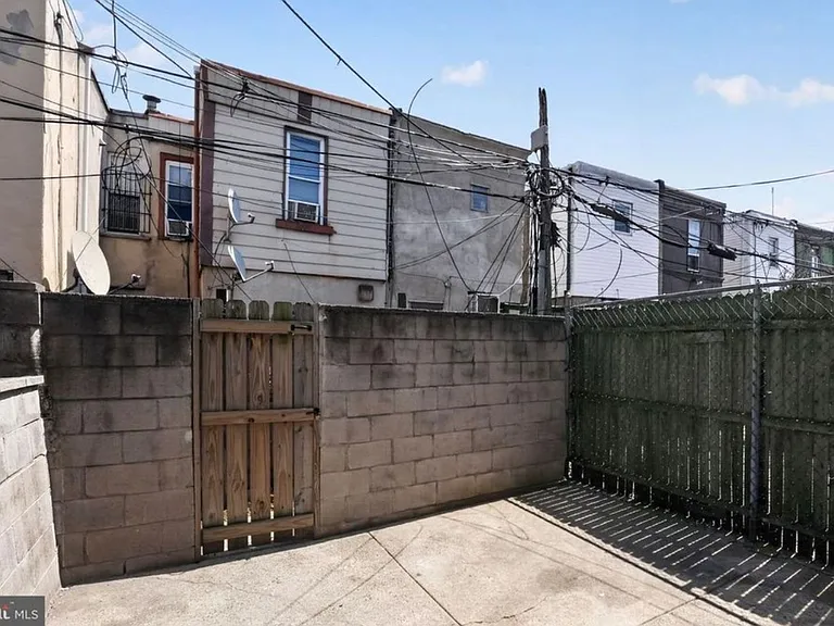 2505 S Sheridan St — Photo 19