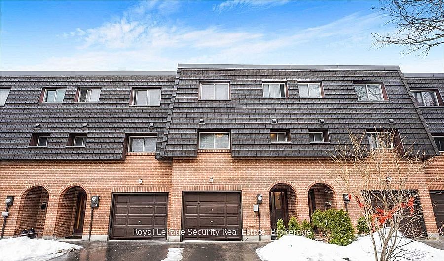 1st image of 37 Darras Ct #124