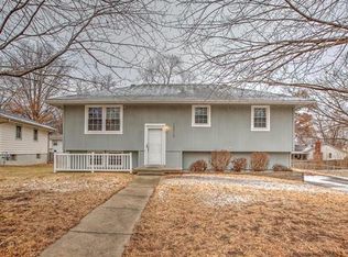 18716 E Gateway Dr, Independence, MO 64057