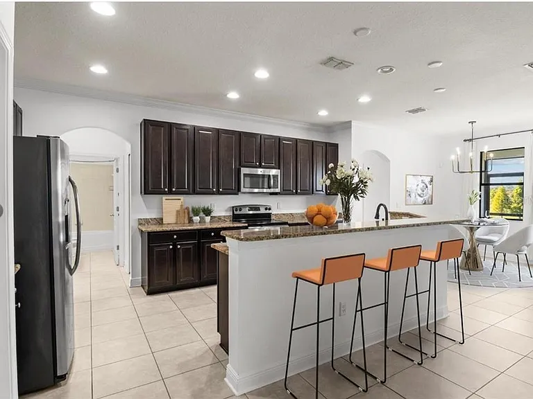 4056 Sunset Lake Dr — Photo 4
