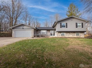 3869 Frostwood Dr, Dayton, OH 45430