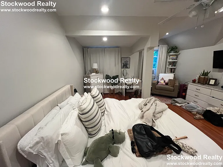 90 Lyndhurst St #5 — Photo 58