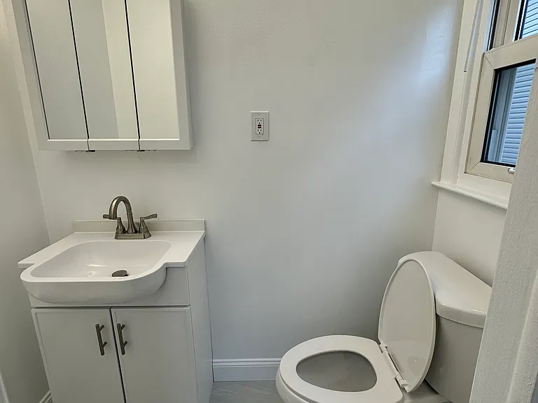 188 Midland Ave #1A — Photo 15