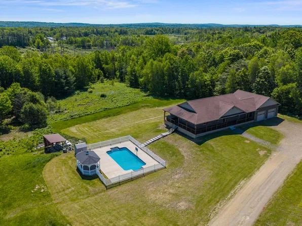 248 Lyons Road, Sidney, ME 04330