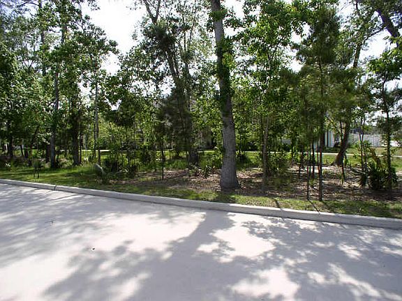 5th image of 26841 Manor Crest Ct