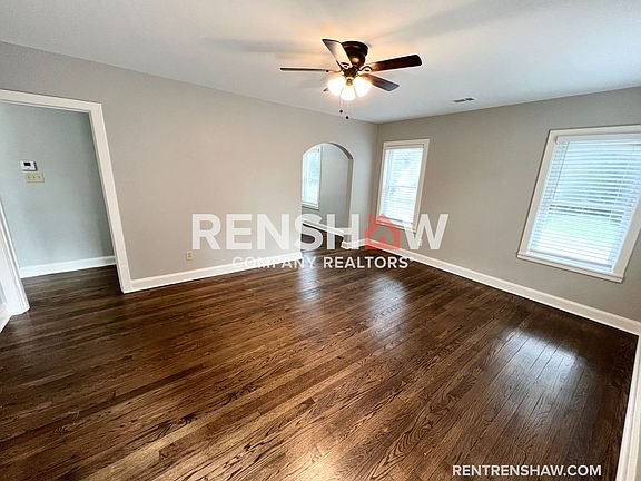 3rd image of 865 Charles Pl