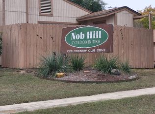 1051 Country Club Dr #19, Seguin, TX 78155