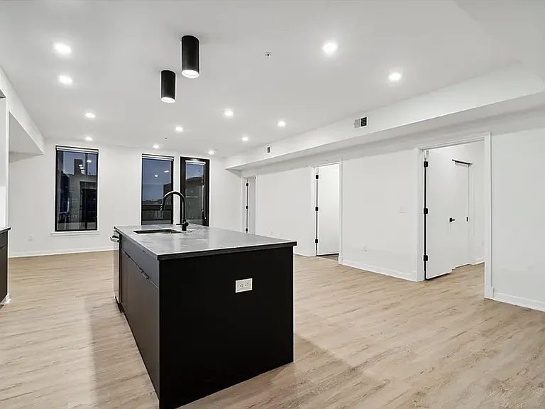 Freedom Lofts — Photo 12