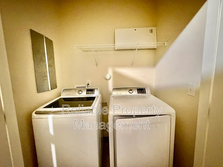 48 Salerno Dr — Photo 12
