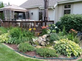 2606 Lavine Ln, Waukesha, WI 53189
