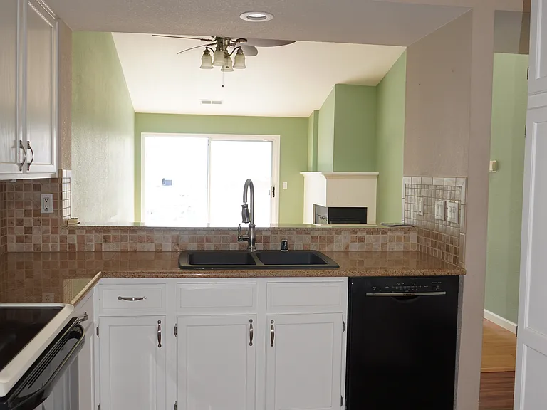 801 Timbercove St #6 — Photo 5
