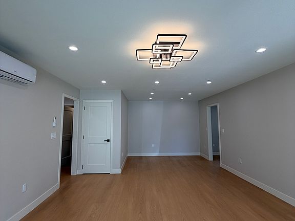 3rd image of 414 Charles St #New