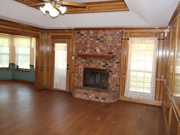 4th image of 11373 Chisum Trl