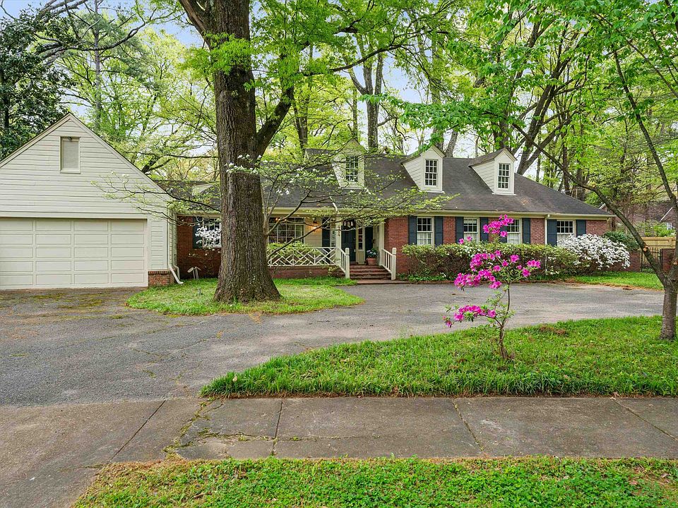 1st image of 424 Goodland Cir