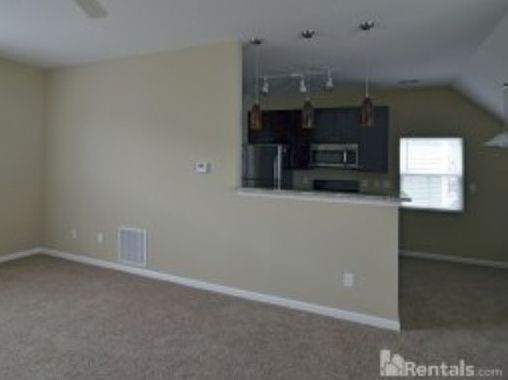 5th image of 1406 Chesapeake Ave