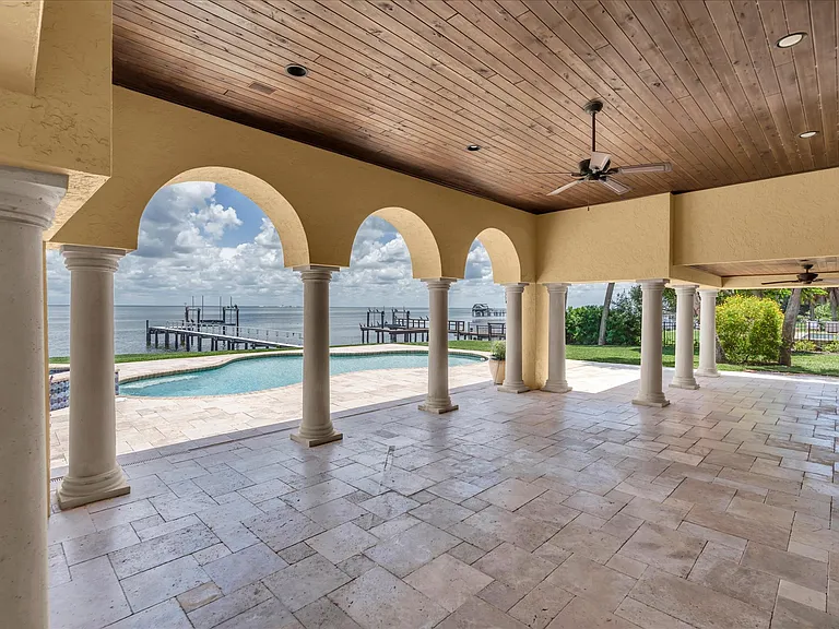 5810 Bahama Shores Dr S — Photo 54