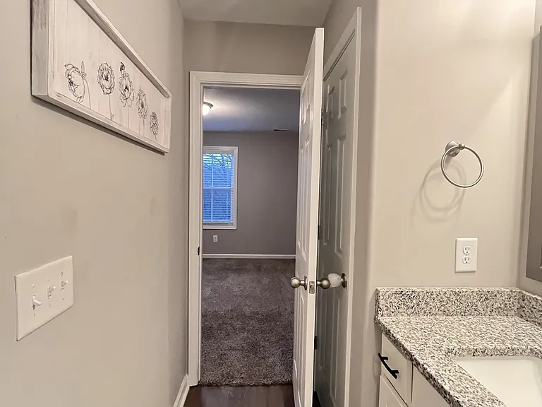 114 Valley View Cir #B — Photo 20