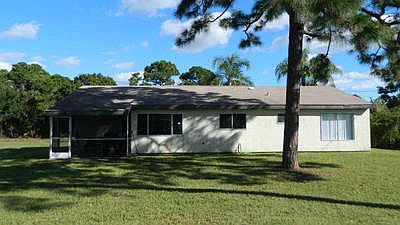 3rd image of 366 SE Dalva Avenue