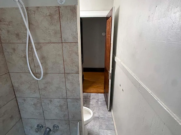 3450 Portland Ave #6 — Photo 10