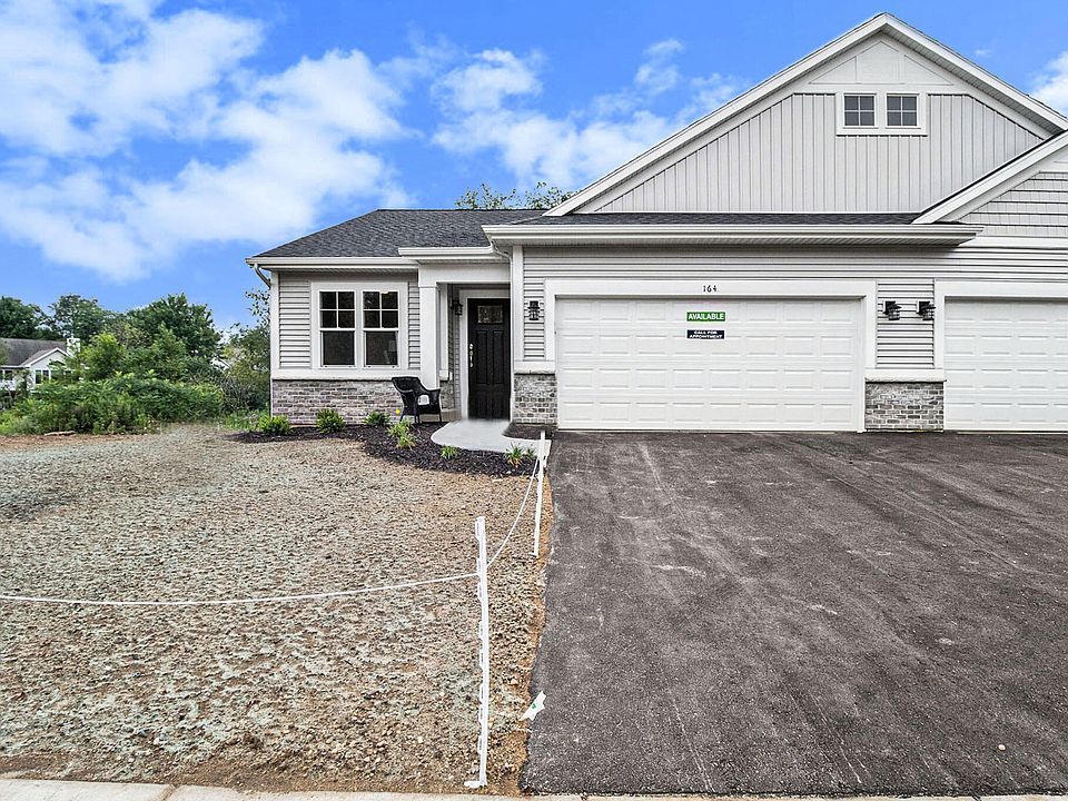1st image of 164 Hickory Valley Dr