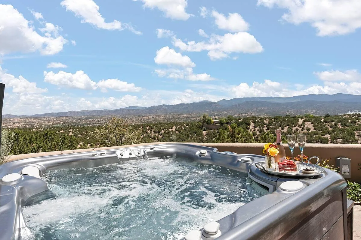 4 bed, 3000 sqft, $14,500 — Photo 3