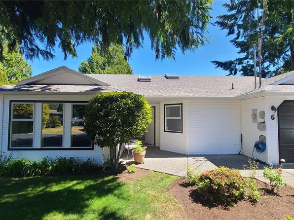 493 Pioneer Cres #6, Parksville, BC V9P 1V2