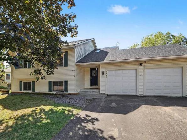 7850 Grinnell Ct E, Lakeville, MN 55044