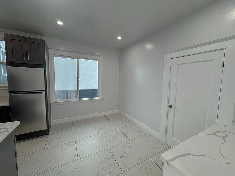 1511 Golden Gate Ave #4 — Photo 4