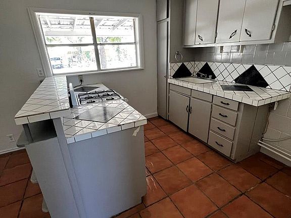 4th image of 213 Drinkard St