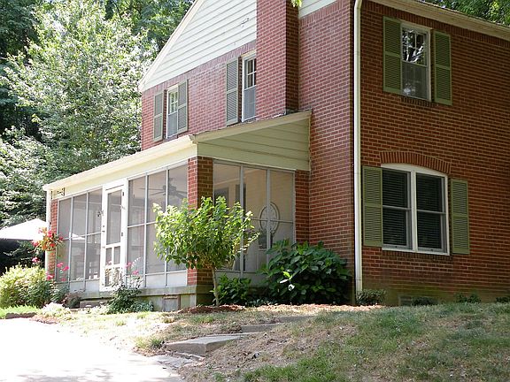 3rd image of 189 E Cape Rock Dr