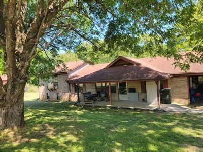 202 Buckhorn Trl, Hamilton, AL, 35570