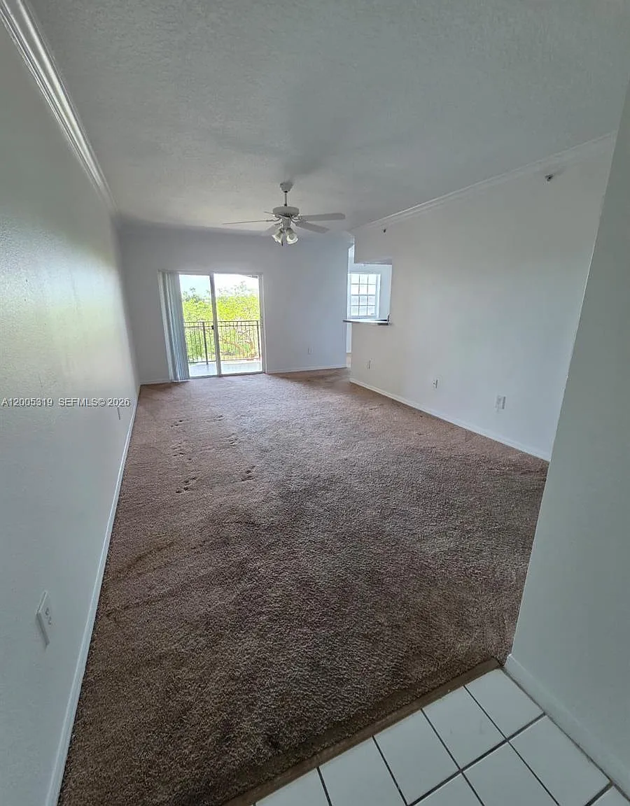 Marquesa Condo — Photo 1