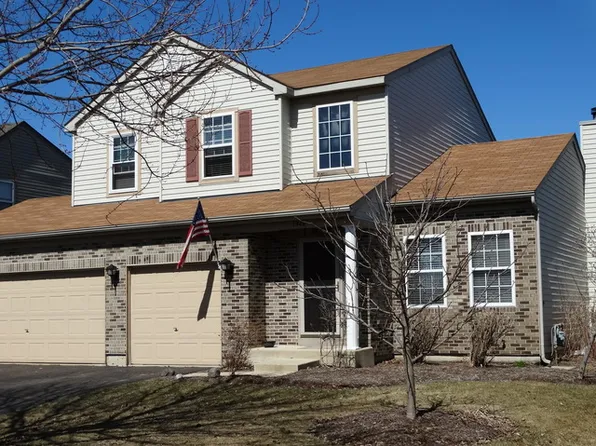 1948 Woodhaven Dr, Bartlett, IL 60103