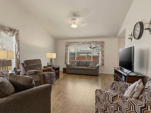 5th image of 4315 Outlook Blvd APT U