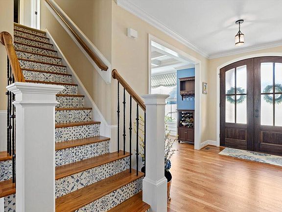 3rd image of 2808 Brighton Forest Dr