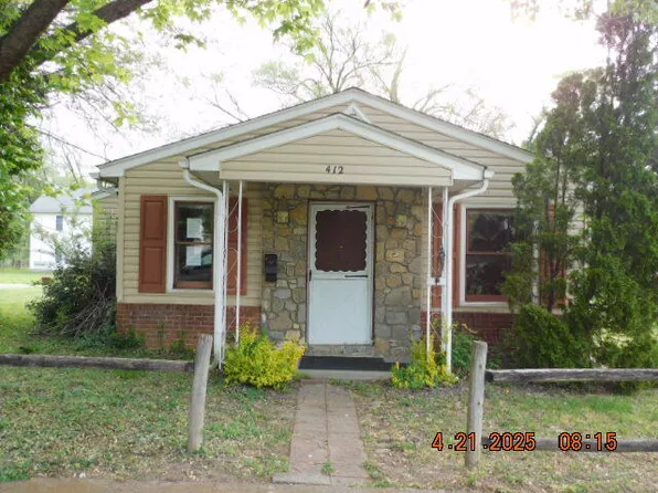 412 S Broad St, Salem, VA 24153