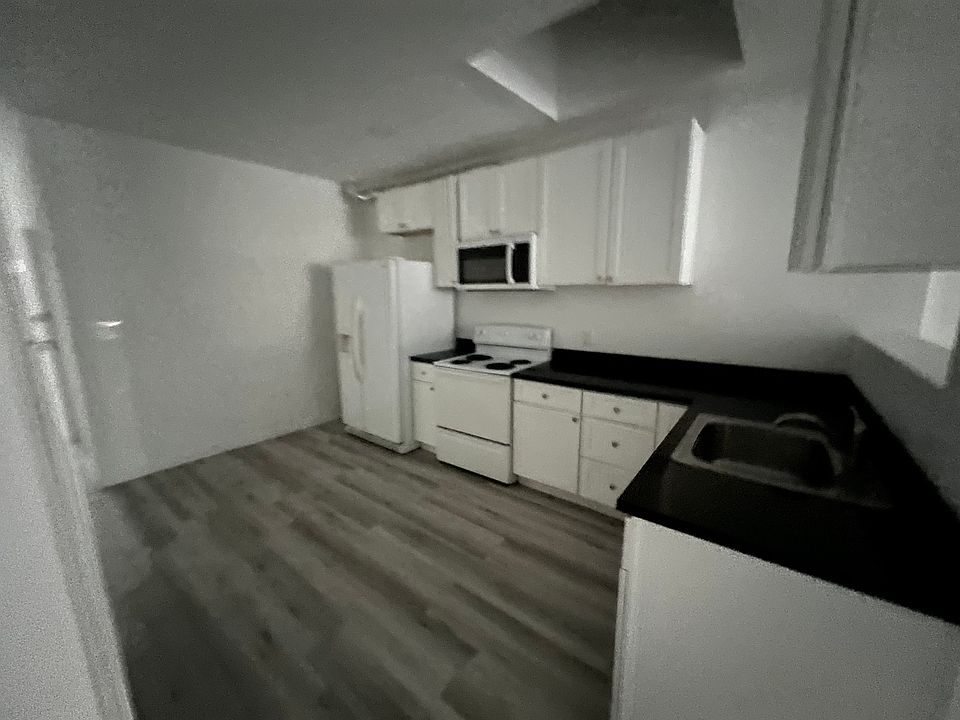 1st image of 2111 W 54th St #2