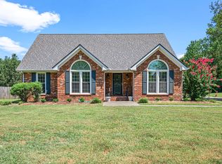 2406 Colfax Dr, Murfreesboro, TN 37129