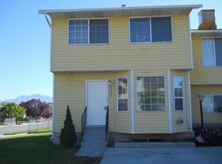 9027 S Kenyon Cir, West Jordan, UT 84088