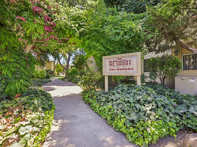 The Foothills Apartments — Photo 18