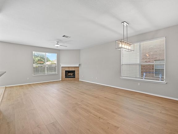 3rd image of 243 Marquitos Dr