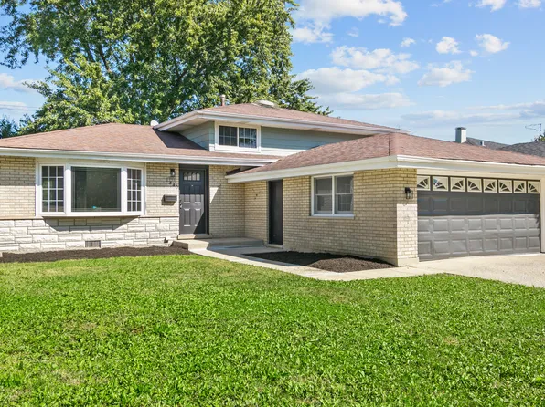1340 Prince Dr, South Holland, IL 60473