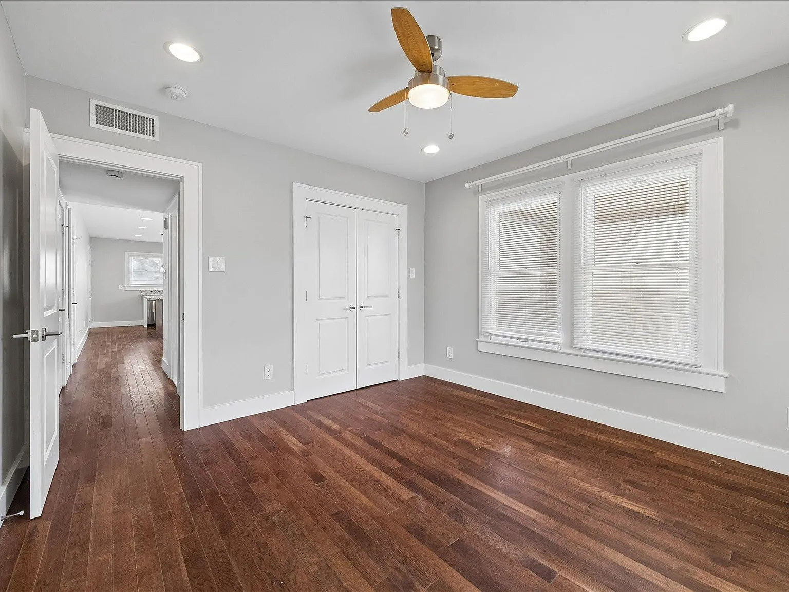 1 bed, 1.0 bath, 781 sqft, $1,600 — Photo 4