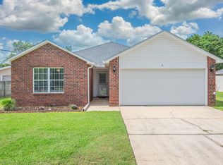 9 Newcastle Dr, Fort Walton Beach, FL 32547